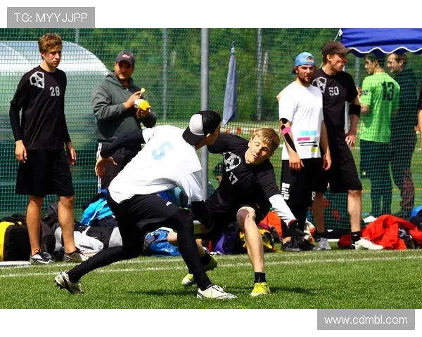 深圳飞盘队在极限运动会中的心理素质分析与表现评估 深圳飞盘队在极限运动会中的心理素质分析与表现评估